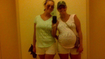 Сестра грустит по Жанне Фриске и публикует редкие снимки