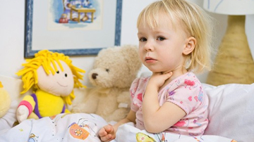 Angina la copii. Cum se manifestă și cum să lupți cu ea?