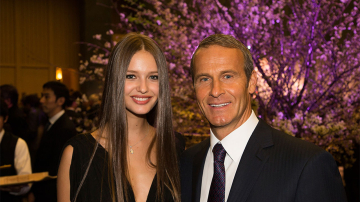 Олигарх Доронин женится на беременной модели