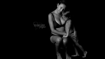 Мамы, кормящие грудью 5-летних детей, показали свой фотопроект