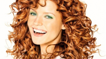 Ondularea permanentă a părului: Pro și Contra