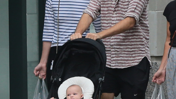 Кира Найтли и Джеймс Райтон показали дочь