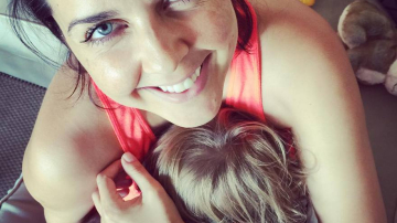 Ольга Шелест назвала дочь необычным именем и показала новое фото с ней