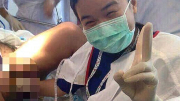 Гинеколог сделала фото прямо во время родов пациентки