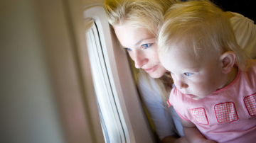 Кормление грудью и путешествие: что важно учесть?