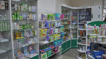 Товары для детей в аптеках продаются с истекшим сроком годности