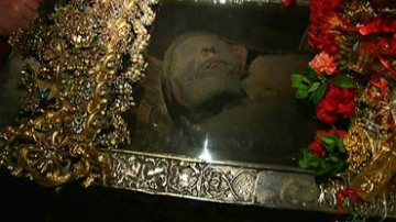 Икону и мощи святого Спиридона Тримифунсткого привезли в Грэтиешты