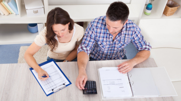 Secrete celor ,,șapte plicuri”.  Cum să ne planificăm bugetul familiei?