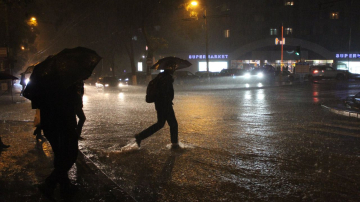 Из-за дождя улицы Кишинева вновь оказались затопленными