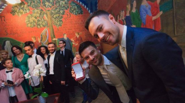 Экс-бойфренд телеведущей Екатерины Варнавы вышел замуж в Дании