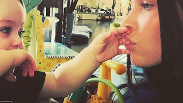 Меган Фокс опубликовала фото своего сына Боди