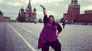 170-килограммовая танцовщица сняла клип в Москве