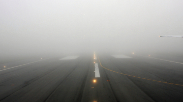 Ceaţa de afară, periculoasă. Aeroportul Chişinău anunţă despre anularea şi amânarea unor curse