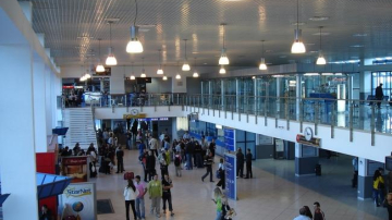 Persoanele cu nevoi speciale, discriminate la Aeroport! Neregulile depistate de reprezentanţii AAC