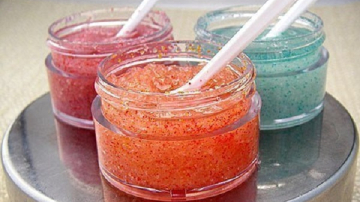 Косметика, на которую не стоит тратить деньги: самые бесполезные косметические продукты