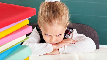 Principalele cinci probleme școlare și cum să ajutăm copilul să le depășească