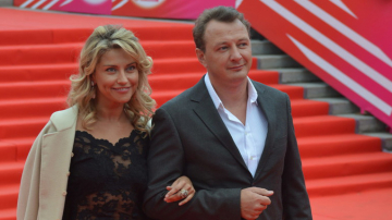 У бывшей жены Марата Башарова обнаружена опухоль мозга