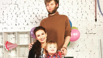 Старший сын Эвелины Бледанс впервые увидел младшего брата