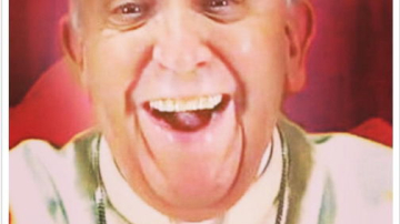 Папа Римский опубликовал первое селфи в Instagram