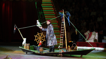 Артисты столичного цирка готовят к зимним праздникам особенную программу