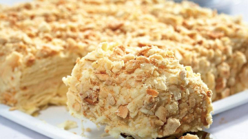 Tort Napoleon de casă cu cremă fiartă