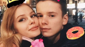 17-летний сын певицы Валерии встречается с моделью