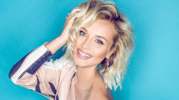 Бесконечные ноги и упругий пресс: Полина Гагарина на Мальдивах