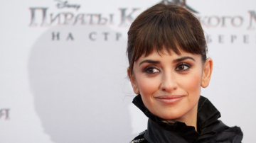 41-летняя Пенелопа Крус побрилась наголо