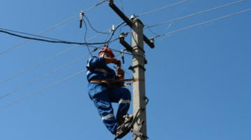 10 февраля состоятся плановые отключения электричества в Молдове