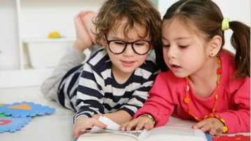 Дети, знающие два языка, лучше справляются с задачами