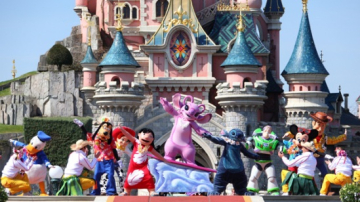 В «Диснейленде» впервые повысят цены на билеты в праздничные дни