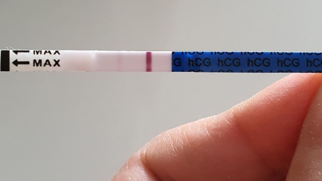 Testul de sarcină dă ocazional fals pozitive. să-l folosești corect? Mamaplus