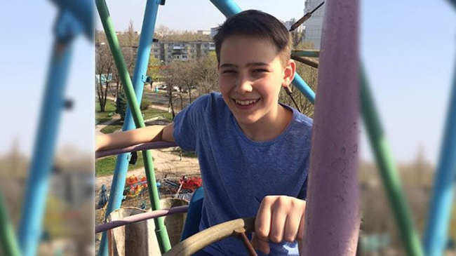 14-летнего Максима можно спасти, если кто-нибудь протянет руку помощи