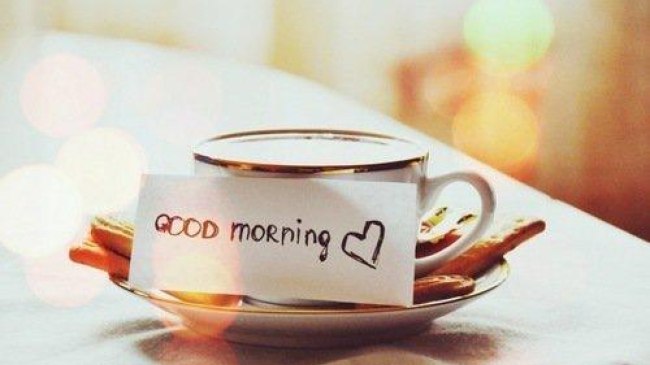 10 lucruri de făcut pentru o dimineaţă perfectă şi energică