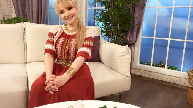 Adriana Ochișanu își pune azi sufletul în palmă! Dă primul concert solo chiar de ziua ei!