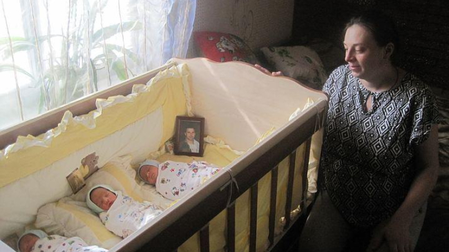 Счастье и трагедия: женщина из Страшен родила тройню и осталась без мужа