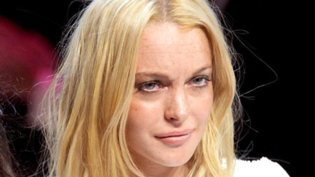 Nu vrea sa mai fie faimoasa! Lindsay Lohan fuge de celebritate?