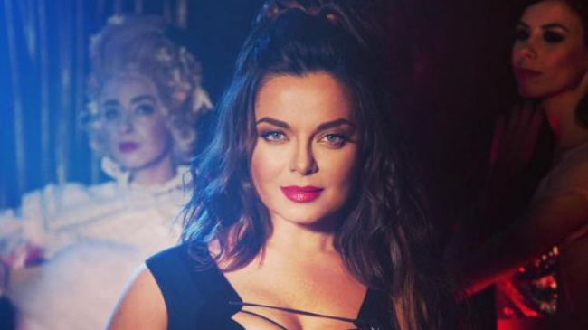 Наташа Королева рассказала, почему ей пришлось отказаться от фруктов