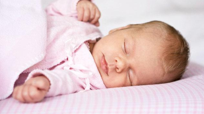 Ученые назвали оптимальную температуру для сна ребенка