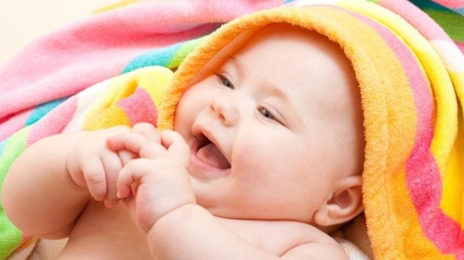 Ulei cosmetic pentru micuți. Metode de utilizare