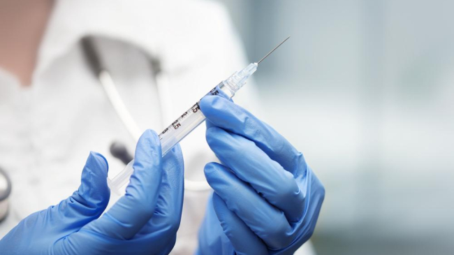 Vaccinuri gratuite pentru moldoveni. Peste 150.000 de doze pentru imunizare au ajuns în țară