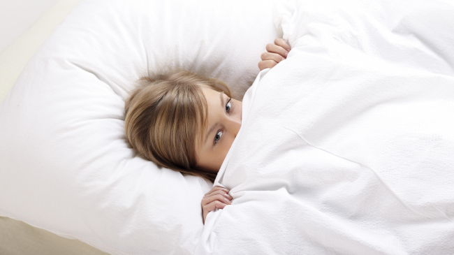 Эксперты рассказали, под каким одеялом следует спать, чтобы иметь здоровый сон
