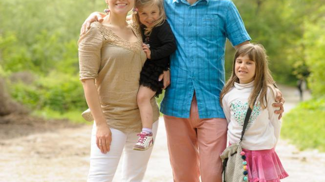 Family Portrait: Olga Boieru și Pavel Doltu