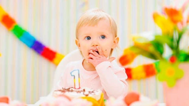 Bloody linkage commonplace Ce să dăruim copilului la 1 an? Idei de cadouri | Mamaplus