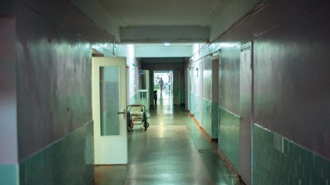 Fetiţe, în spital cu boli ginecologice, pentru că "mămicile fac incorect igiena organelor genitale"