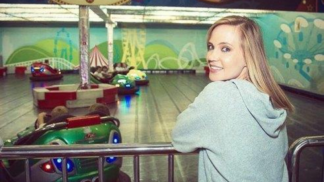 Наталья Ионова показала яркие фотографии со дня рождения дочери Лиды