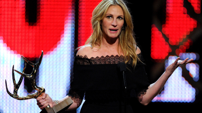 Джулию Робертс признали «женщиной десятилетия»