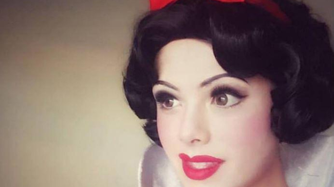 Американец примерил на себя образы диснеевских принцесс