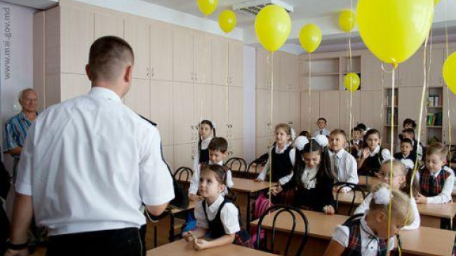 Полиция и пожарные инициировали кампанию по информированию детей об опасностях