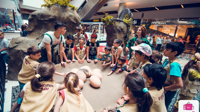 Fiorosul Tyrannosaurus Rex, regele dinozaurilor